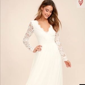 Lulus lace long sleeve maxi dress